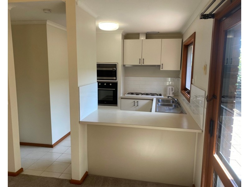 42 Dell Circuit, Morwell VIC 3840