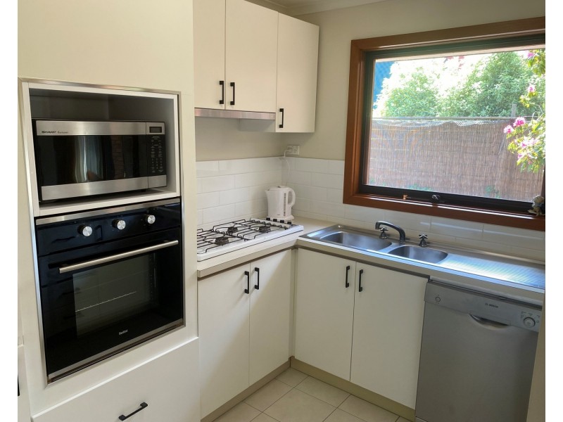 42 Dell Circuit, Morwell VIC 3840