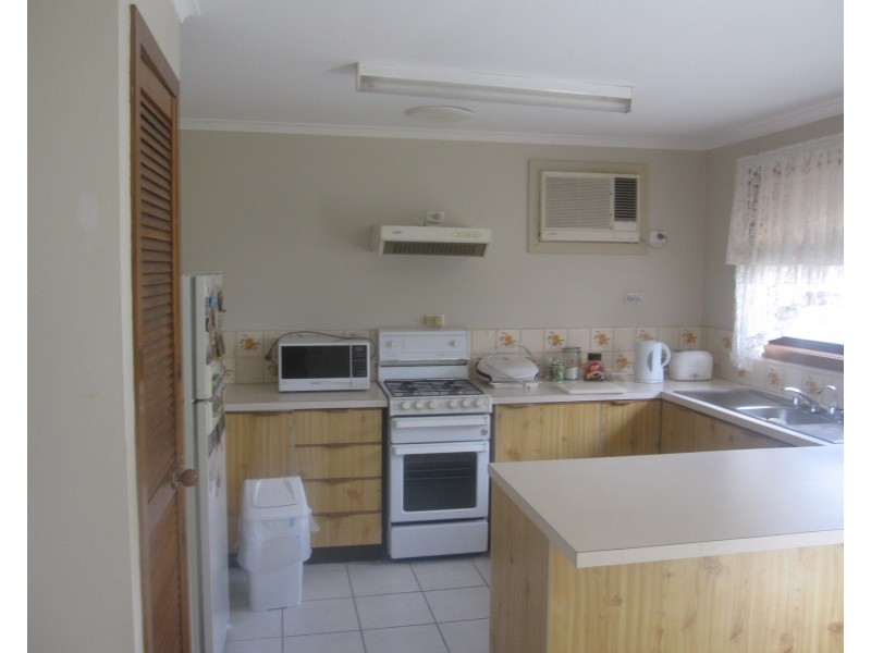 1/21 Bunyip Court, Morwell VIC 3840