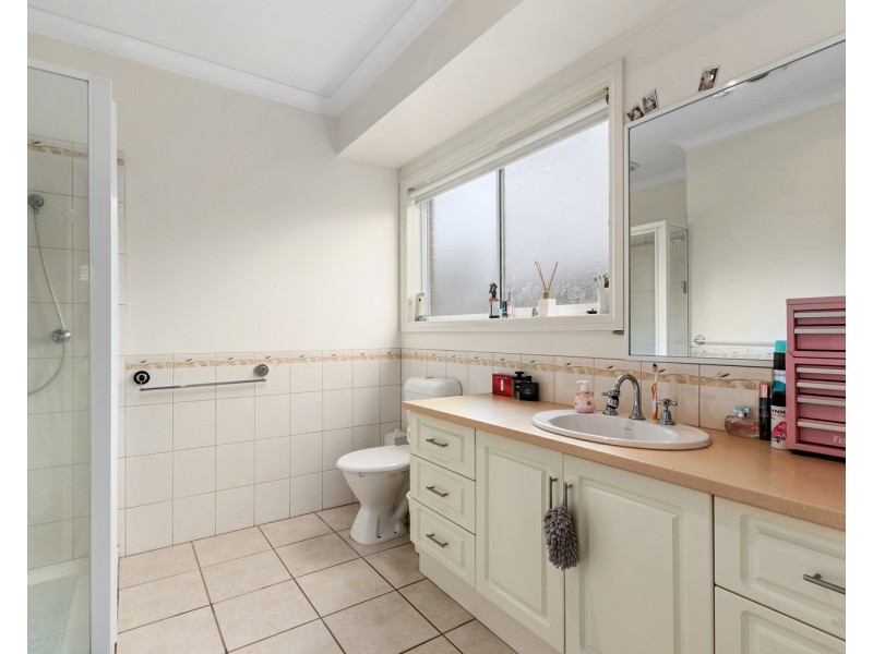 13 Palm Grove, Morwell VIC 3840