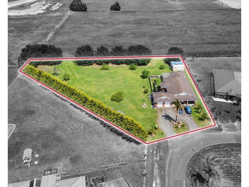 13 Palm Grove, Morwell VIC 3840