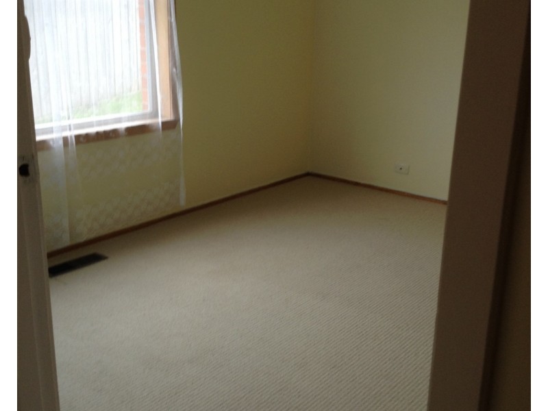 8 Hakea Court, Churchill VIC 3842