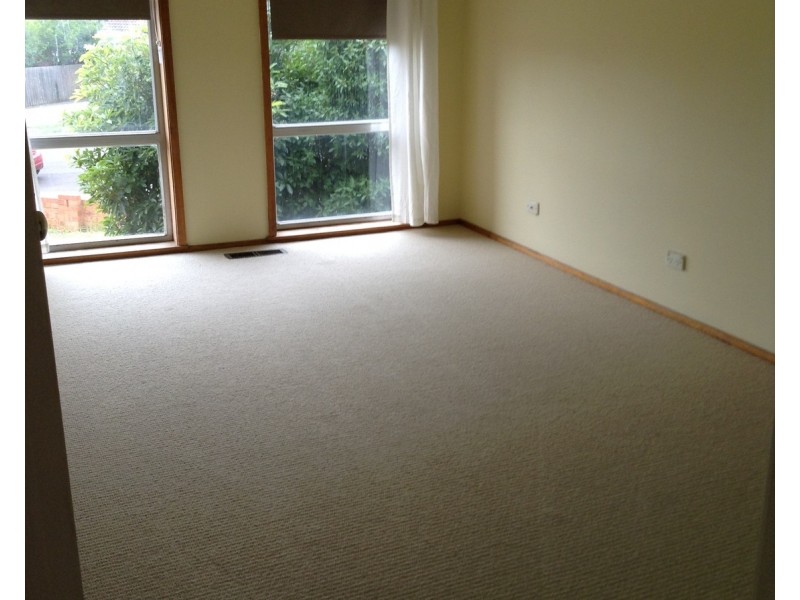 8 Hakea Court, Churchill VIC 3842