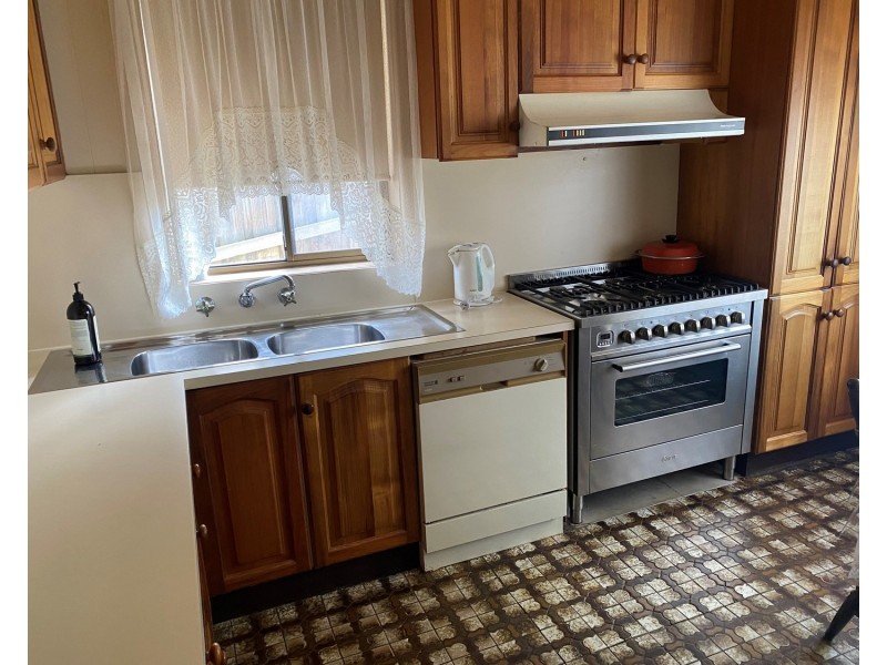 18 Hourigan Road, Morwell VIC 3840