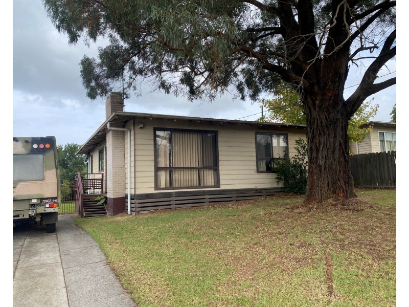 18 Savige Street, Morwell VIC 3840
