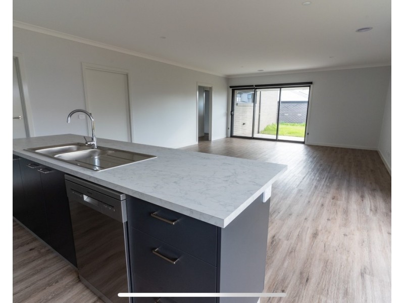 47 McNulty Drive, Traralgon VIC 3844