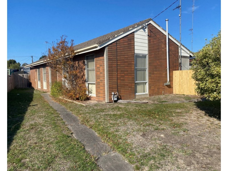 43 Maple Crescent, Churchill VIC 3842