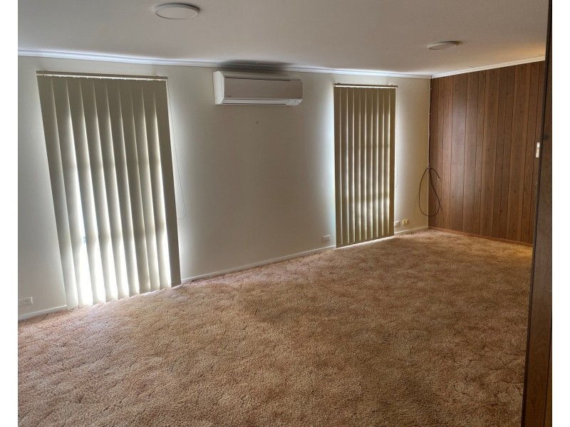 43 Maple Crescent, Churchill VIC 3842