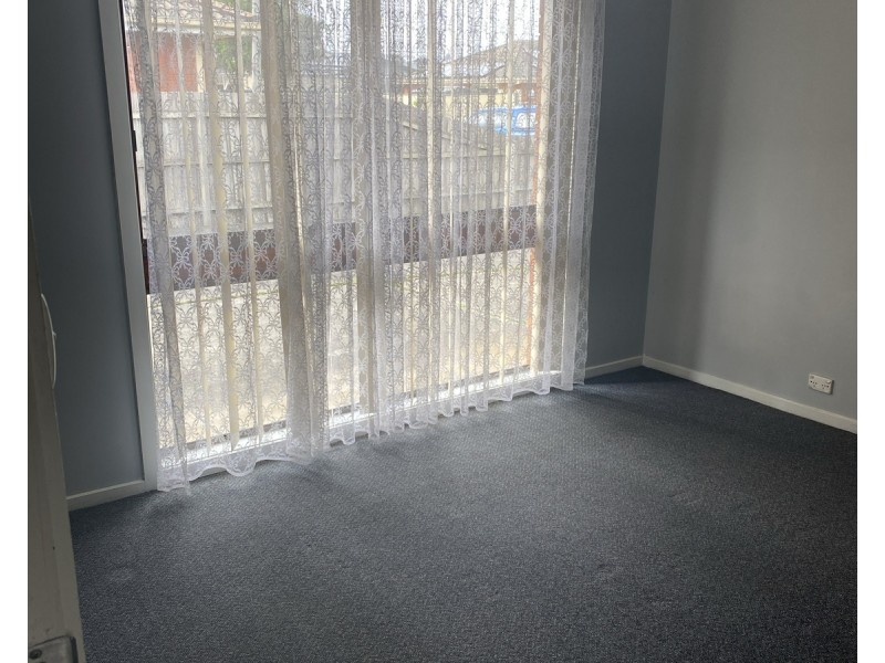 1/11 Hyland Street, Moe VIC 3825