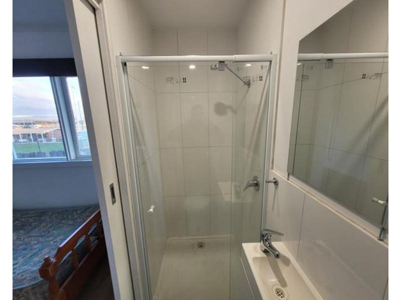 2B/9  Aherin Street, Morwell VIC 3840