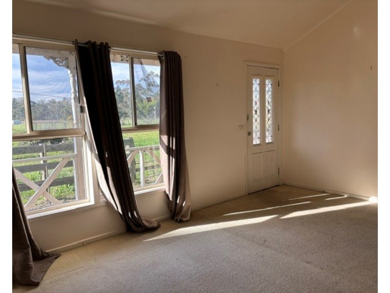 1/25 Waratah Drive, Hazelwood North VIC 3840