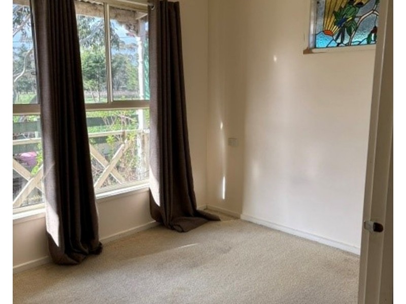1/25 Waratah Drive, Hazelwood North VIC 3840