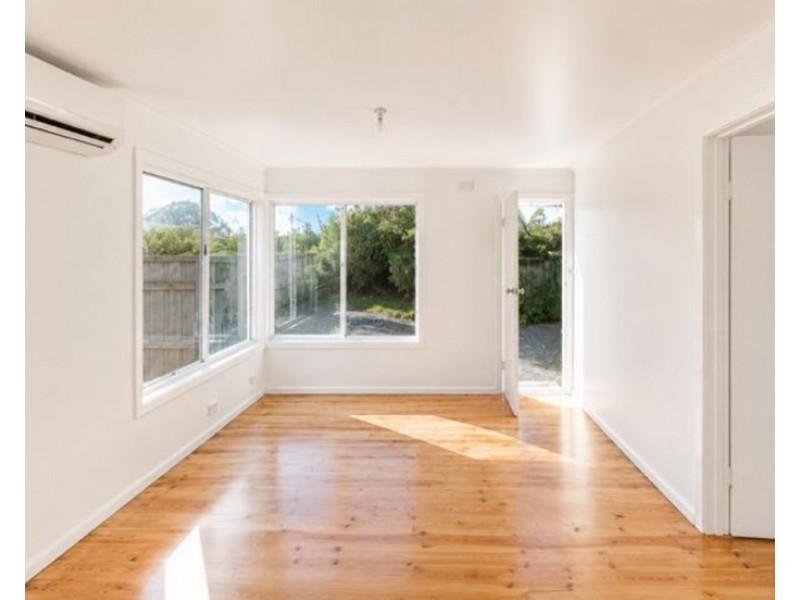 1/9 Ahern Street, Morwell VIC 3840