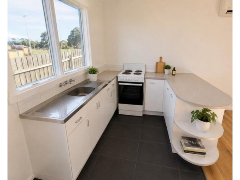 1/9 Ahern Street, Morwell VIC 3840