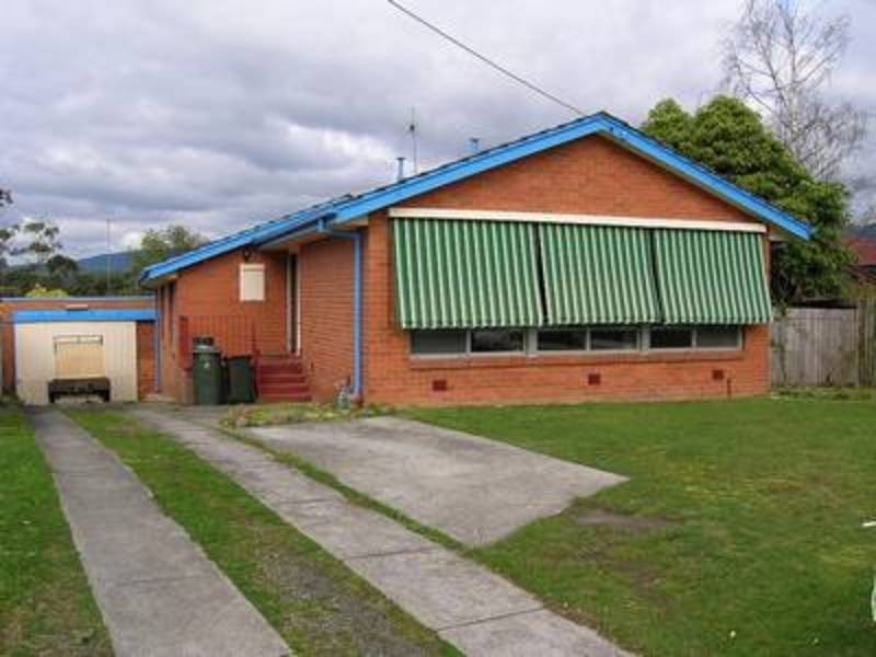 36 Dunbar Grove, Churchill VIC 3842