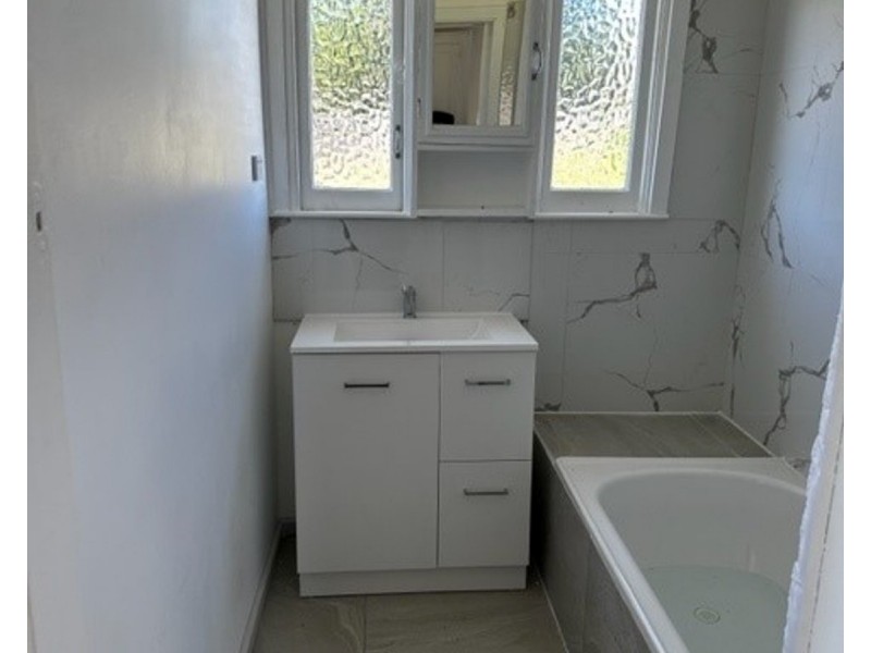 18 Churchill Road, Morwell VIC 3840