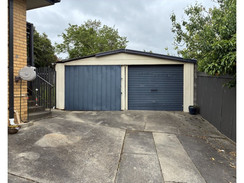 20 Coleman Parade, Churchill VIC 3842