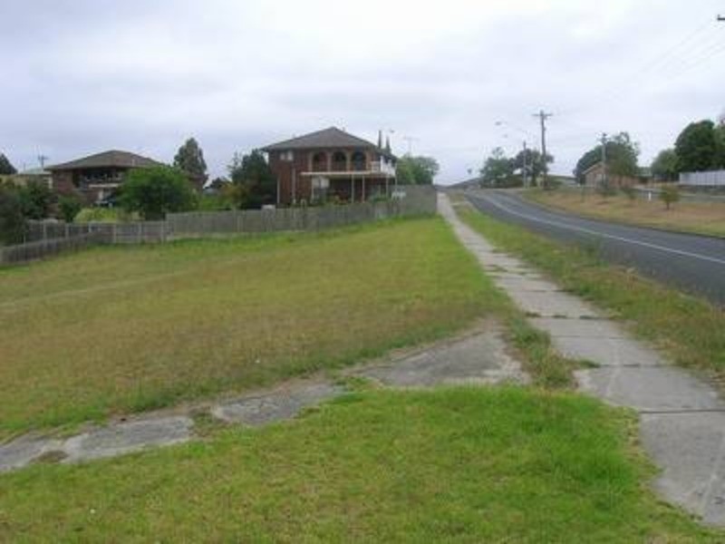 2 & 4 Dunbar Avenue, Morwell VIC 3840