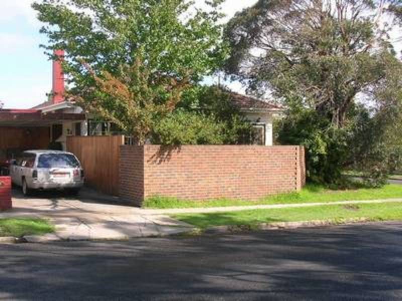 13 Avondale Road, Morwell VIC 3840