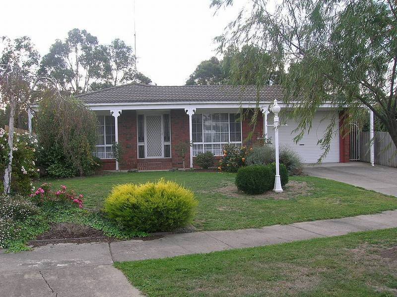 43 Wyung  Drive, Morwell VIC 3840