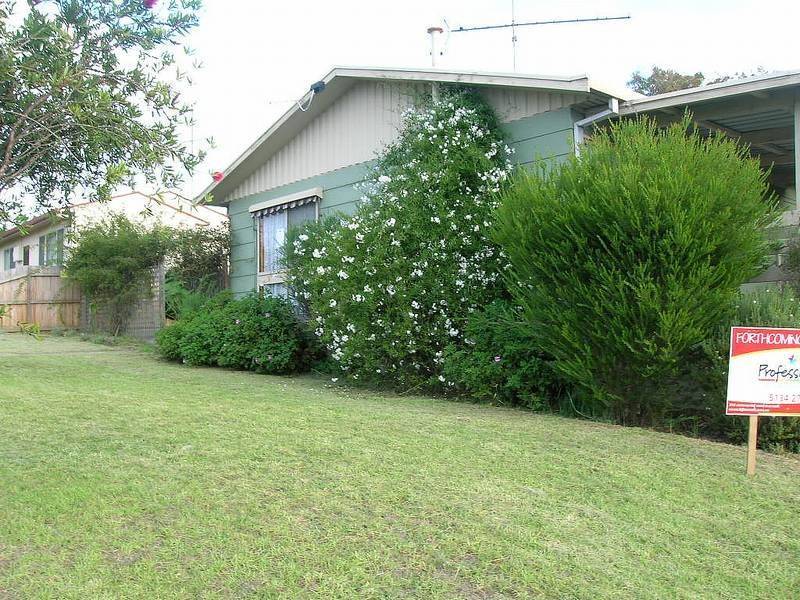 4 Boolarra Avenue, Newborough VIC 3825