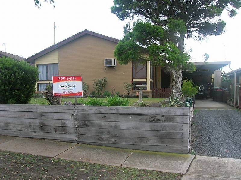 11 Willow Street, Churchill VIC 3842
