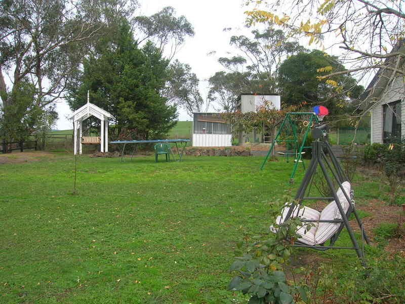 60 Fauna Road, Yinnar VIC 3869