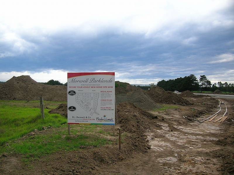 Lots 59-91 Bridle Rd & Cobon Crt Court, Morwell VIC 3840