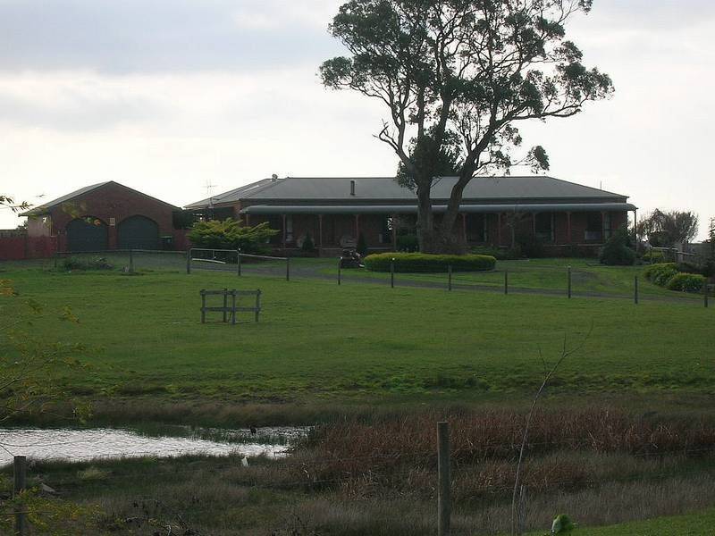 105 Warren Terrace, Hazelwood North VIC 3840