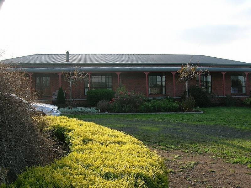 105 Warren Terrace, Hazelwood North VIC 3840