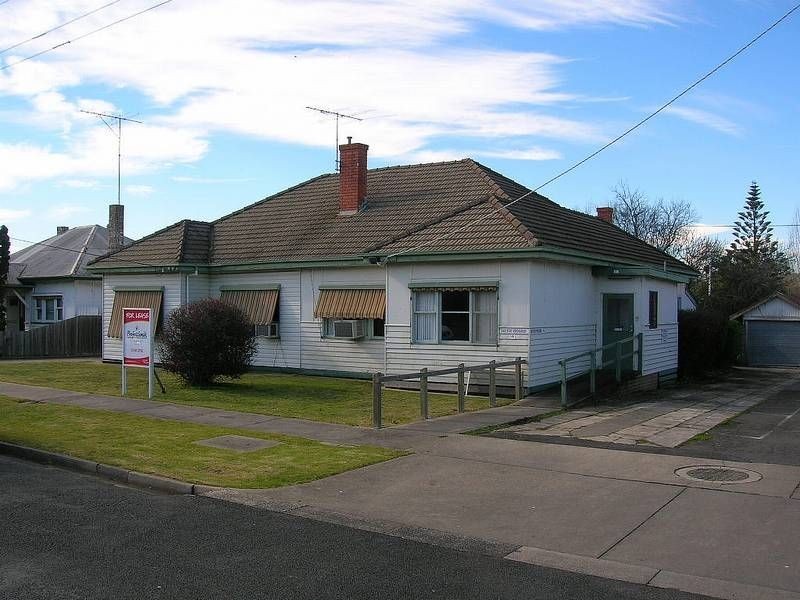 6-8 Hopetoun Avenue, Morwell VIC 3840