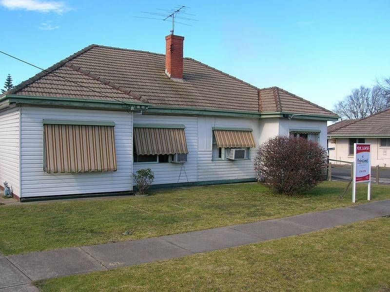 6-8 Hopetoun Avenue, Morwell VIC 3840