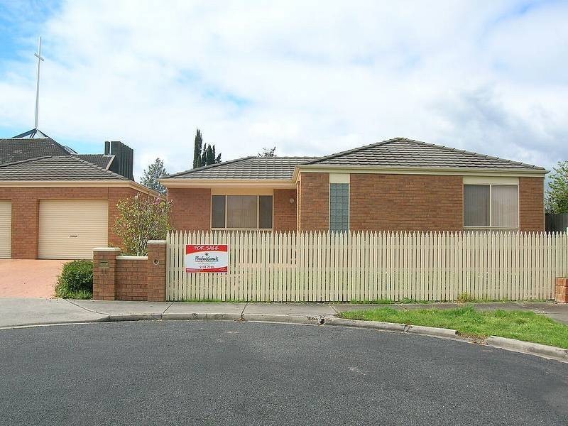 11 Kerrie Street, Morwell VIC 3840