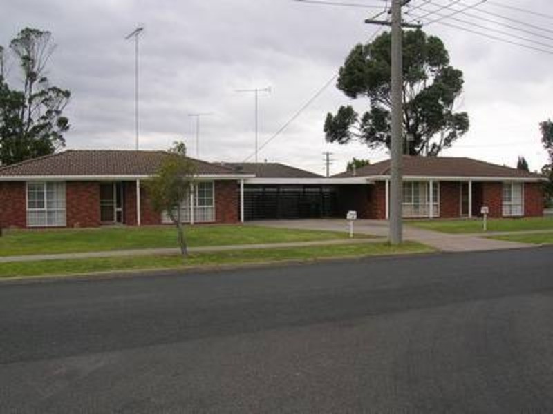1a-1b Bunyip Court, Morwell VIC 3840