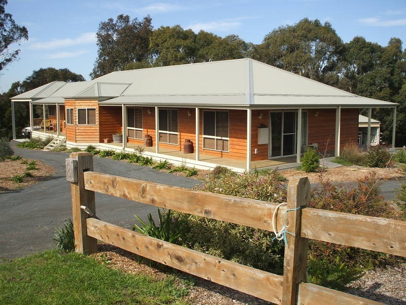 8 Jepson Court, Mirboo North VIC 3871