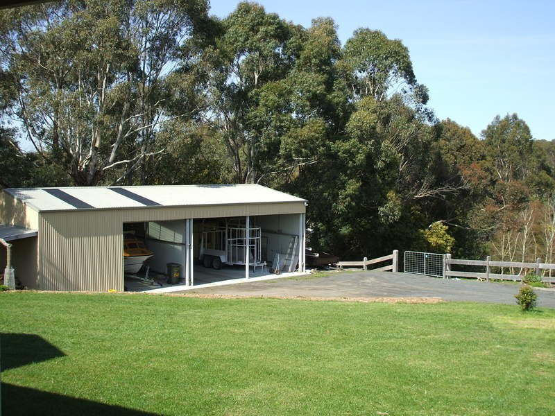8 Jepson Court, Mirboo North VIC 3871