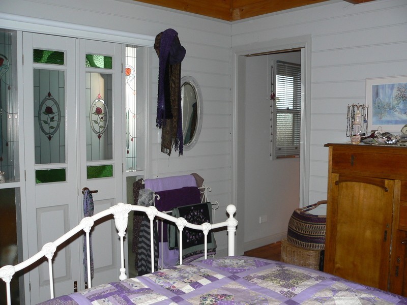 16 Giles Street, Mirboo North VIC 3871