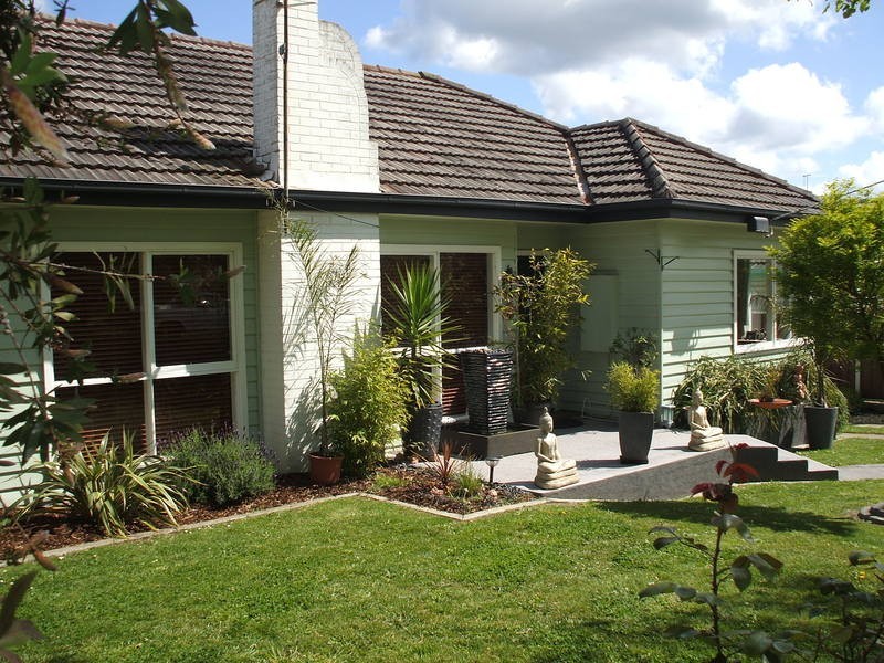 14 Murray Street, Mirboo North VIC 3871