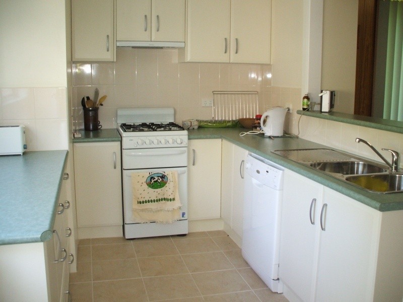 32 Giles Street, Mirboo North VIC 3871