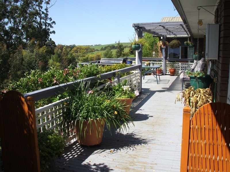 1 Elizabeth Court, Mirboo North VIC 3871