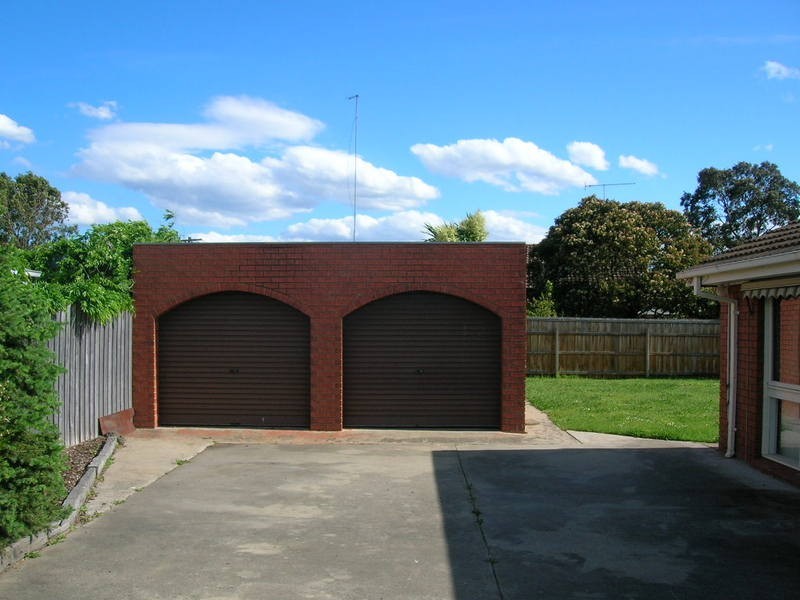 42 Waratah Drive, Morwell VIC 3840