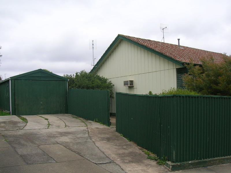 2 Taylor Crescent, Traralgon VIC 3844