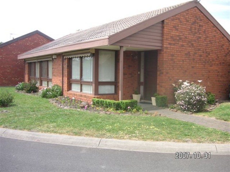 68 Dell Circuit, Morwell VIC 3840