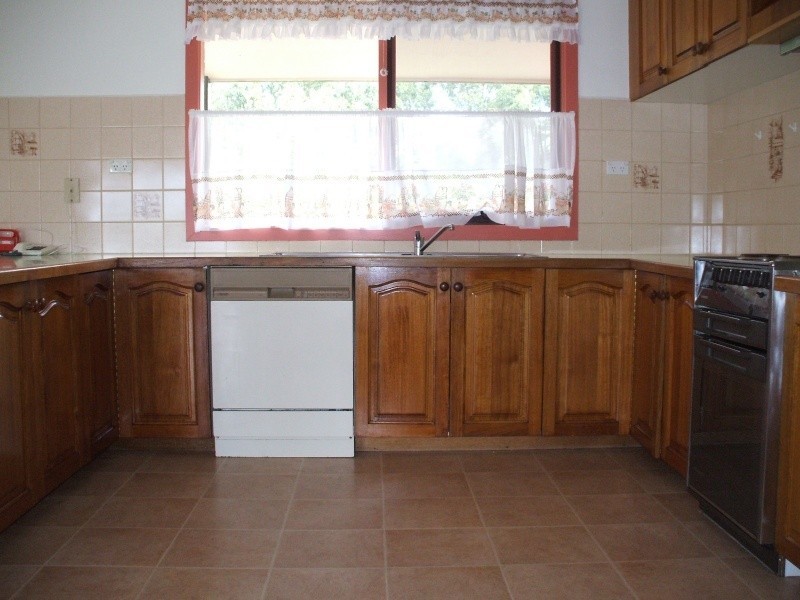48 Wells Road, Mirboo North VIC 3871