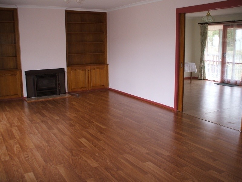 48 Wells Road, Mirboo North VIC 3871