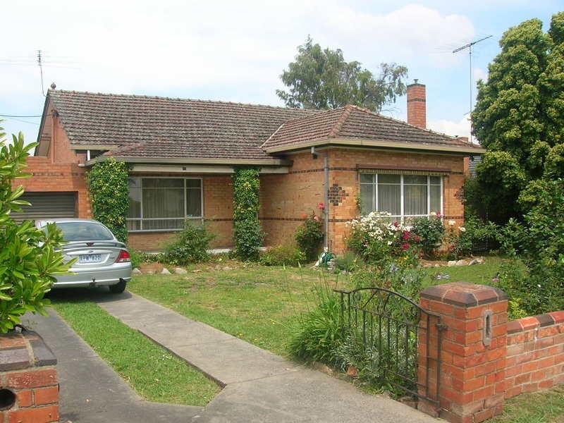 16 Hoyle Street, Morwell VIC 3840