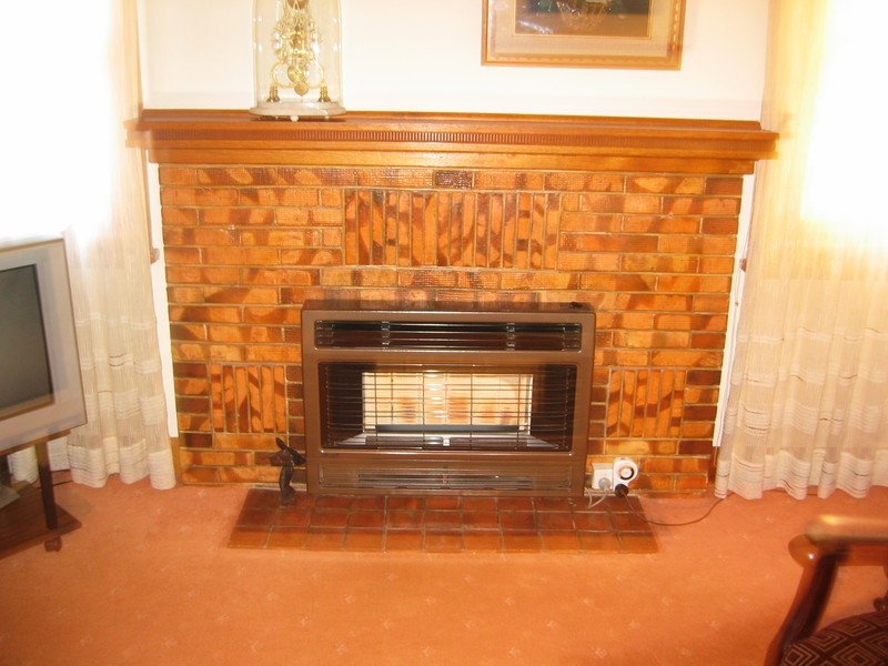 16 Hoyle Street, Morwell VIC 3840