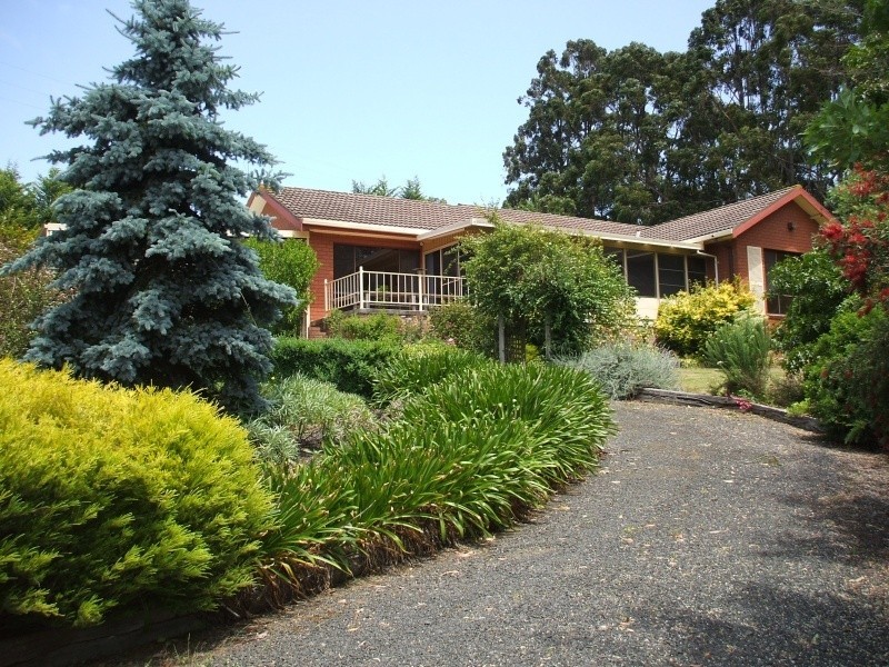 27 Old Thorpdale Road, Mirboo North VIC 3871