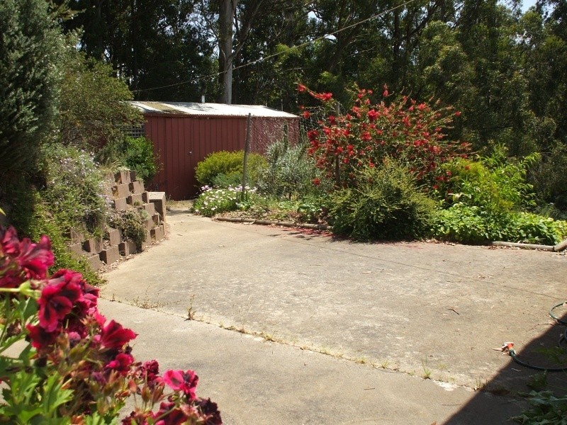 27 Old Thorpdale Road, Mirboo North VIC 3871