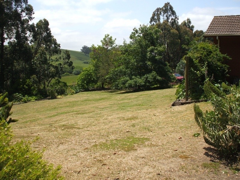 27 Old Thorpdale Road, Mirboo North VIC 3871
